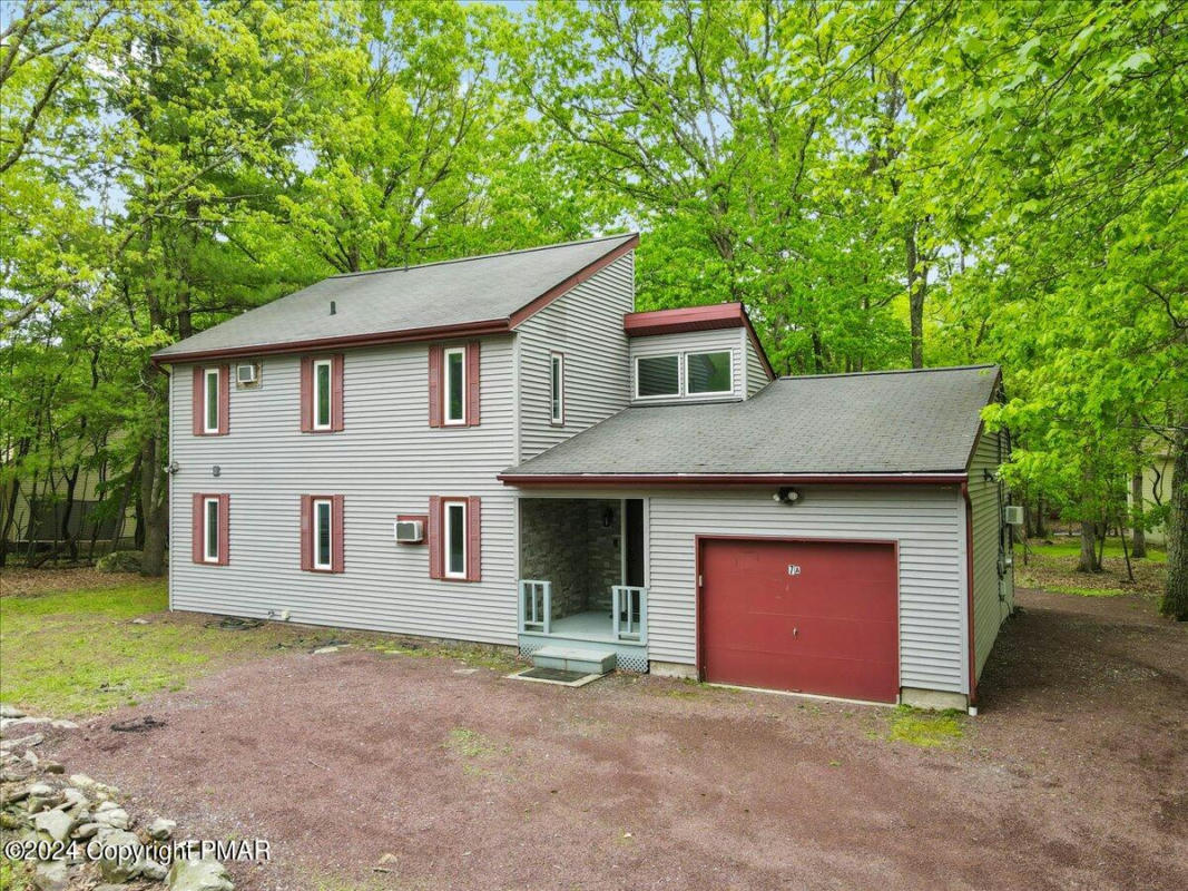 123 CLOVER LN, EAST STROUDSBURG, PA 18301, photo 1 of 36