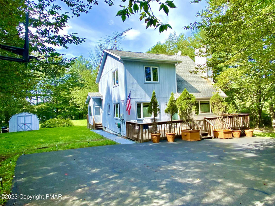 3429 STAG LN, TOBYHANNA, PA 18466, photo 1 of 30